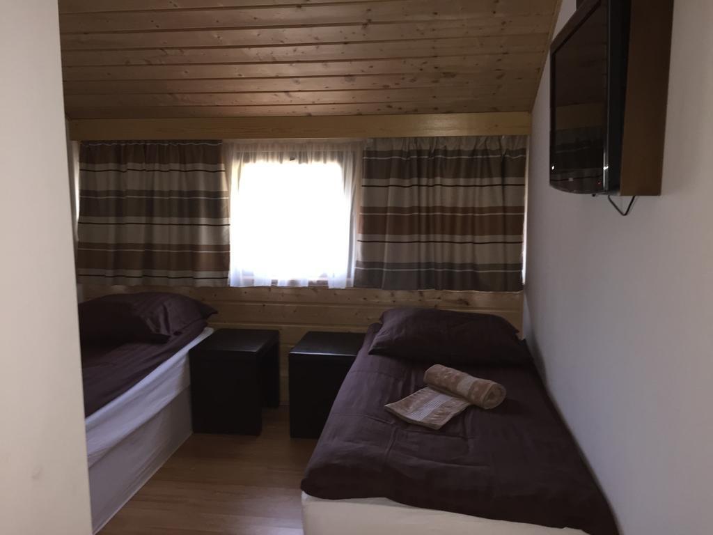 Magyar Golf Club Hotel Kisoroszi Zewnętrze zdjęcie